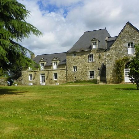 Manoir De Saint-Fiacre Bed & Breakfast Malansac Dış mekan fotoğraf