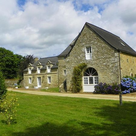 Manoir De Saint-Fiacre Bed & Breakfast Malansac Dış mekan fotoğraf